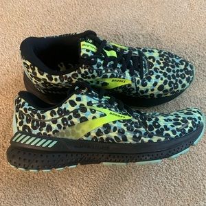 Super cute Brooks Adrenaline